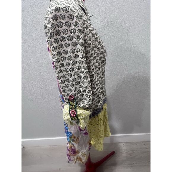 Aratta Silent Journey Mixed Embroidered Print Top size Small - Picture 3 of 8